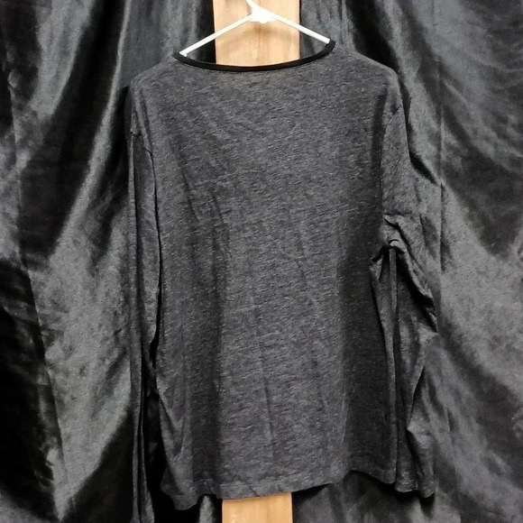 Long sleeve gray thermal T-shirt size extra large - Picture 4 of 4
